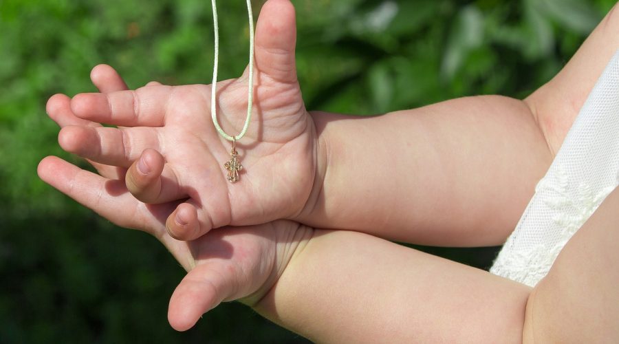 Tout savoir sur la médaille de baptême