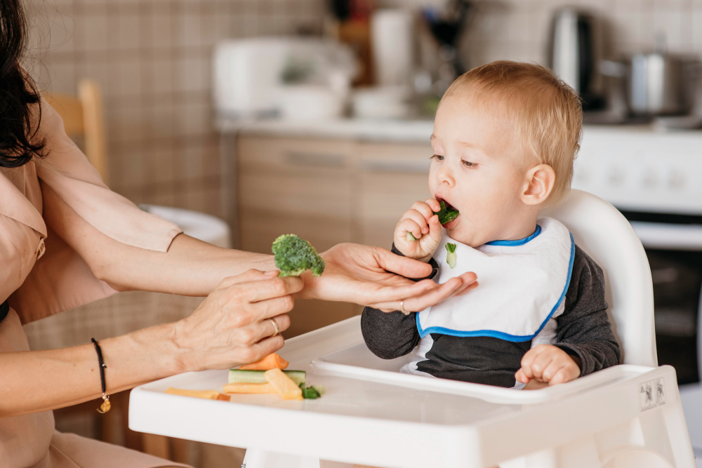  la table à manger favorisant le développement de bébé